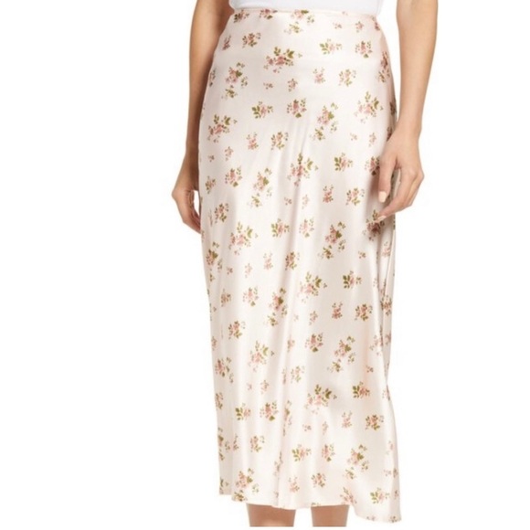 Reformation silk blush pink floral skirt - Picture 2 of 6